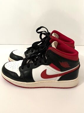 Nike Air Jordan 1 Mid Gym Red Black White Sneakers Youth Size 6Y